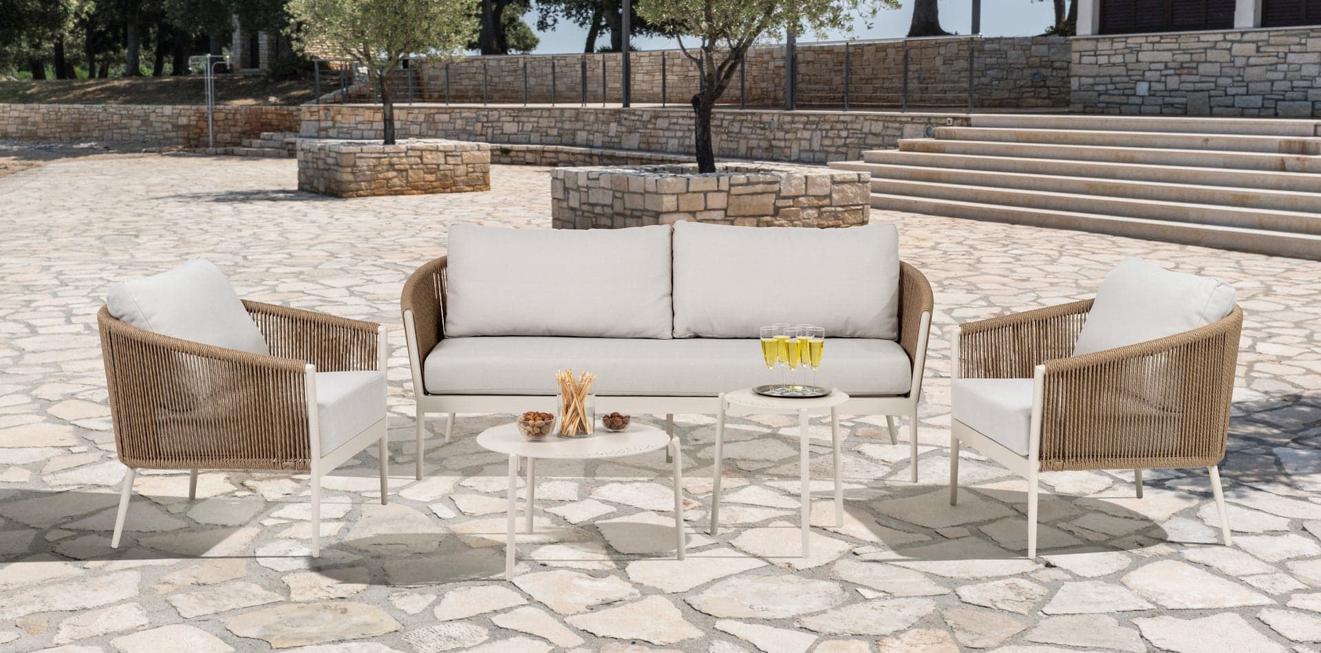 Cassidy_Loungegruppe_Gartenlounge_Gartenmoebelshop_6 Loungegruppe Coco – Bild 1