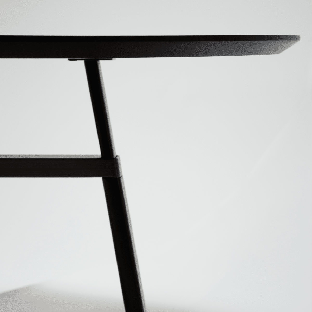 CROSS-Tisch – Bild 4
