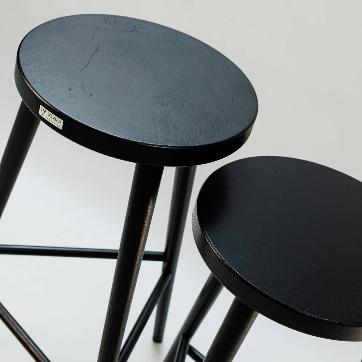 Halbhoher Barhocker Nr. 3, schwarz – Bild 5
